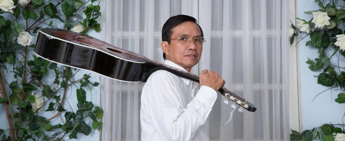 RA BỜ SÔNG, nhạc Phan Bảo Nam- phỏng thơ : Việt Thy